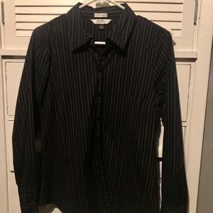 Old Navy Black Collard Button Up Women’s Shirt